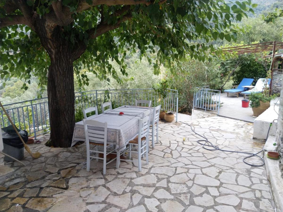 Maison Charme Avec Piscine Privee, Pres De La A Sappounakeika, Tyros Сasa de vacaciones Sapounakeika